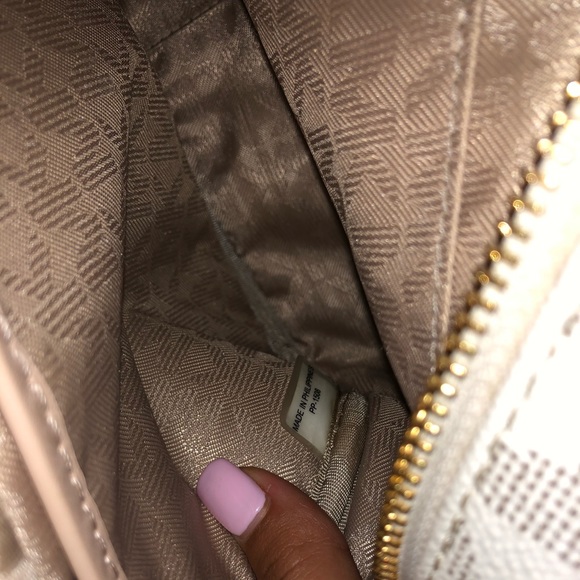 Michael Kors White Monogram Crossbody Purse - Picture 6 of 8